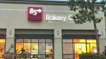 85c Bakery Cafe Balboa Mesa food