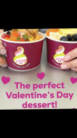 Menchie's Sbr- Frozen Yogurt Shop food