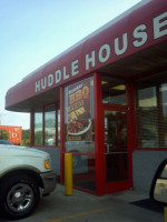 Huddle House food