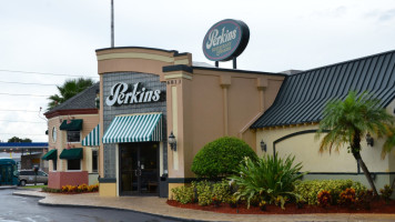 Perkins Bakery outside