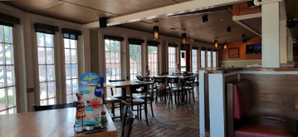 Chili's Grill Bar Restaurant In Arl food