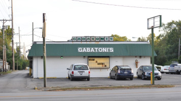 Gabatoni's outside