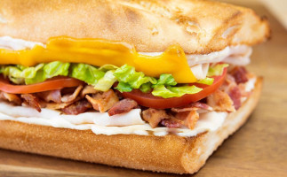 Quiznos food