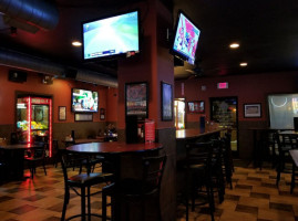 Crosstown Pub Grill Naperville food