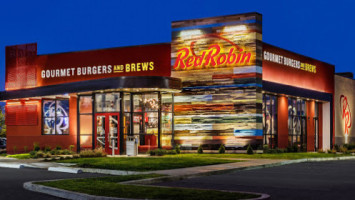 Red Robin Gourmet Burgers And Brews outside