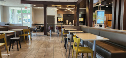 Mcdonald's In L inside