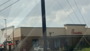 Chick-fil-a outside