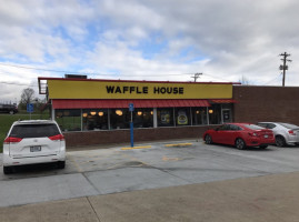 Waffle House outside