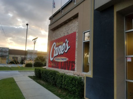 Raising Cane's Chicken Fingers outside