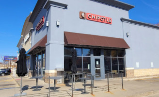 Chipotle Mexican Grill In Des Mo outside