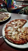 Sam's Italian Pizza food