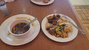 Super China Buffet food