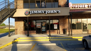 Jimmy John's outside