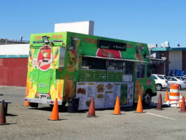 Tortas Y Jugos Los Chilangos outside