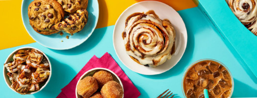 Cinnabon food