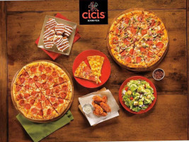 Cicis Pizza food