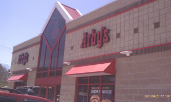 Arby's outside