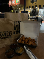 Buffalo Wild Wings food