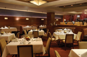 William B's Steakhouse food