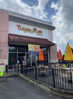 Tijuana Flats outside