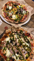 Mod Pizza food