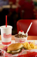 Freddy's Frozen Custard Steakburgers food