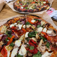 Blaze Pizza food