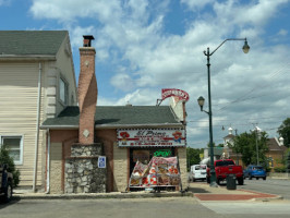 El Rodeo outside