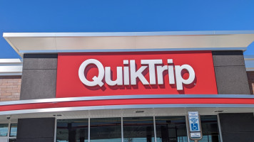 Quiktrip outside