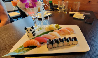 Taku Sushi food