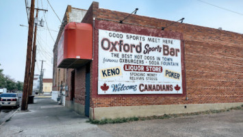 Oxford Sports Bar Restaurant outside