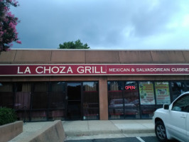 La Choza Grill outside