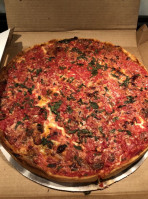 Carol Stream Lou Malnati's Pizzeria food