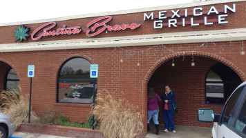 Cantina Bravo Mexican Grill outside