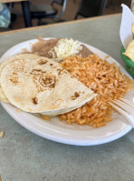 Taqueria Santa Cruz food