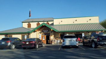 Texas Roadhouse outside