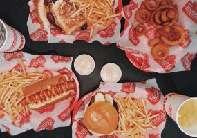 Freddy's Frozen Custard Steakburgers food