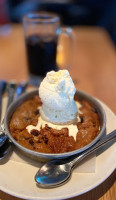 Bj's Brewhouse food