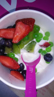 Menchie's Frozen Yogurt food