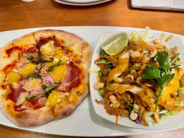 California Pizza Kitchen At Barton Creek food