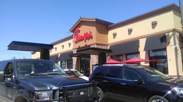 Chick-fil-a outside