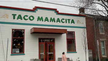 Taco Mamacita inside