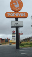 Popeyes Louisiana Kitchen outside