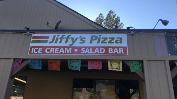 Jiffy's Pizza Incline inside