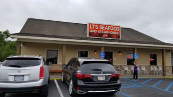 Lt's Seafood Steakhouse inside