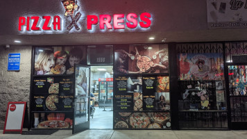 Pizza Xpress food