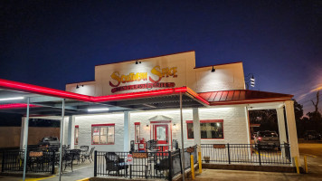 Southern Spice Grill outside