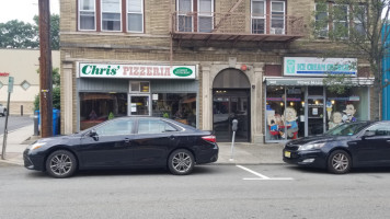 Chris' Pizza Family (rutherford, Nj) outside