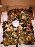 Jet's Pizza food