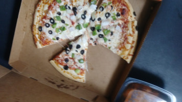 Little Caesars Pizza food